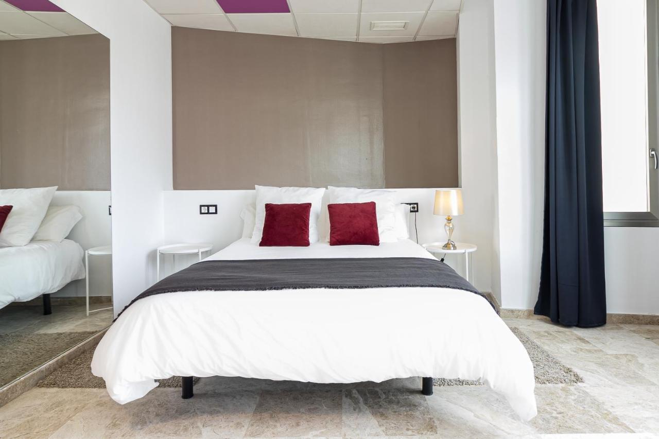 Saenz Suites Gallery By Bossh! Apartments Màlaga Exteriér fotografie