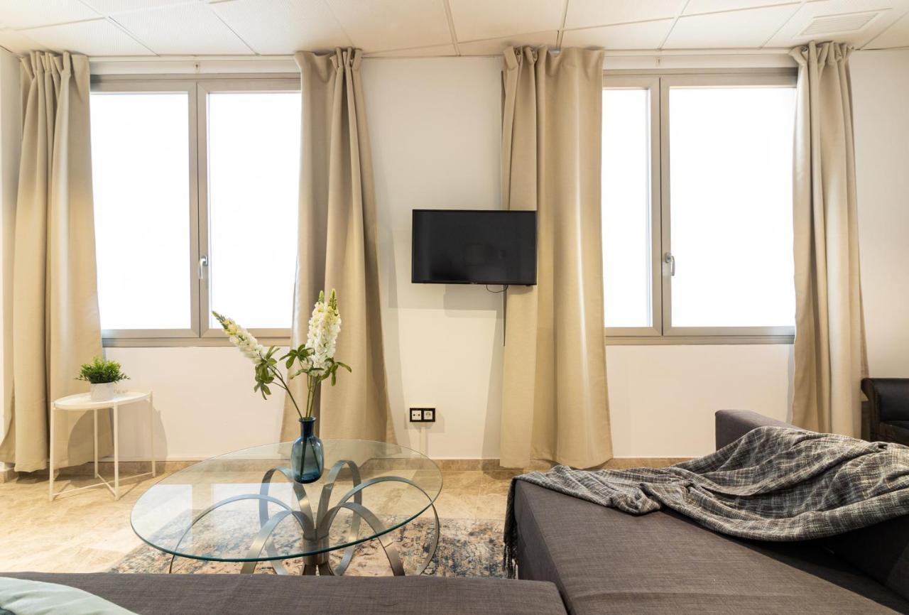 Saenz Suites Gallery By Bossh! Apartments Màlaga Exteriér fotografie