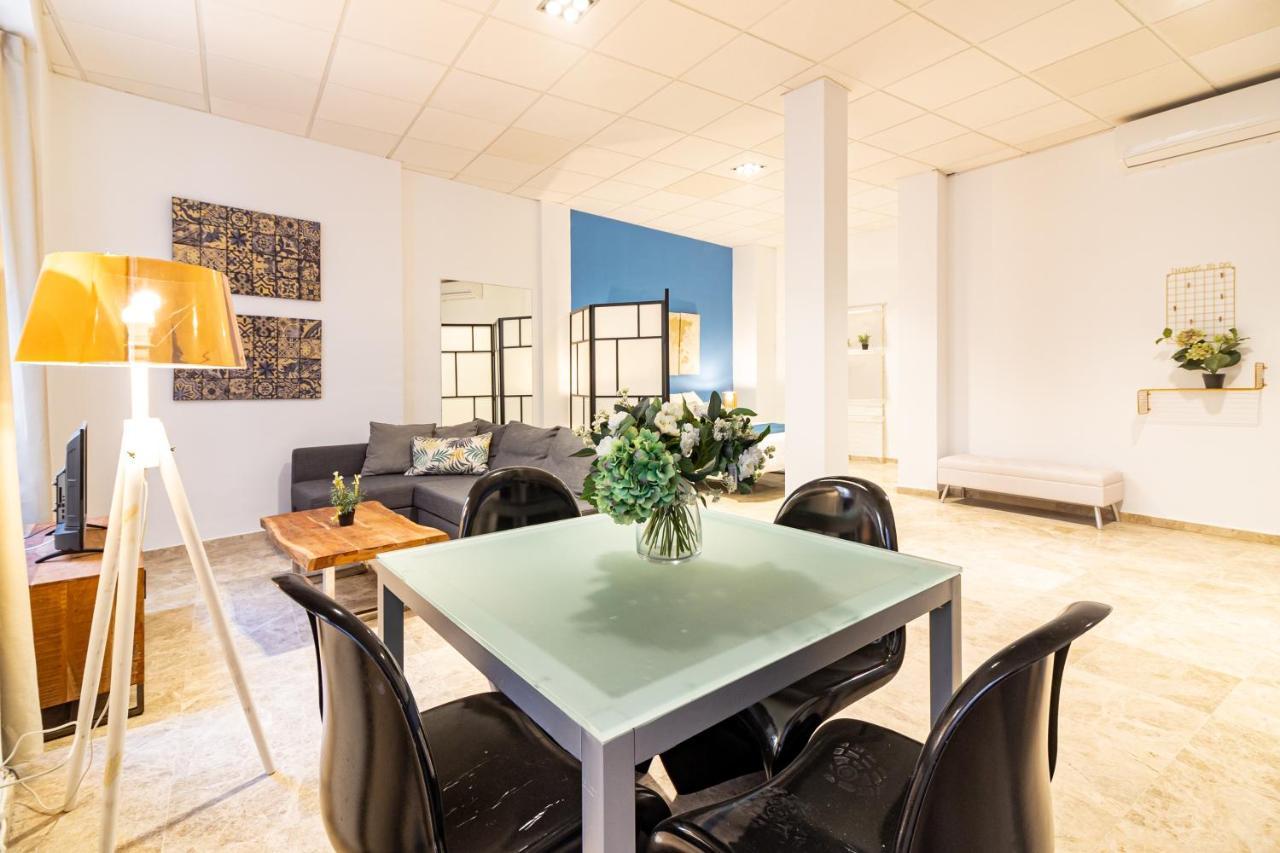 Saenz Suites Gallery By Bossh! Apartments Màlaga Exteriér fotografie
