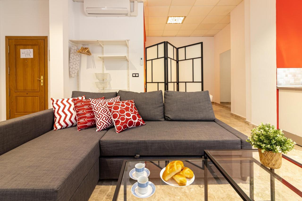 Saenz Suites Gallery By Bossh! Apartments Màlaga Exteriér fotografie