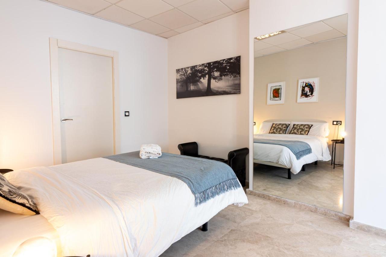 Saenz Suites Gallery By Bossh! Apartments Màlaga Exteriér fotografie